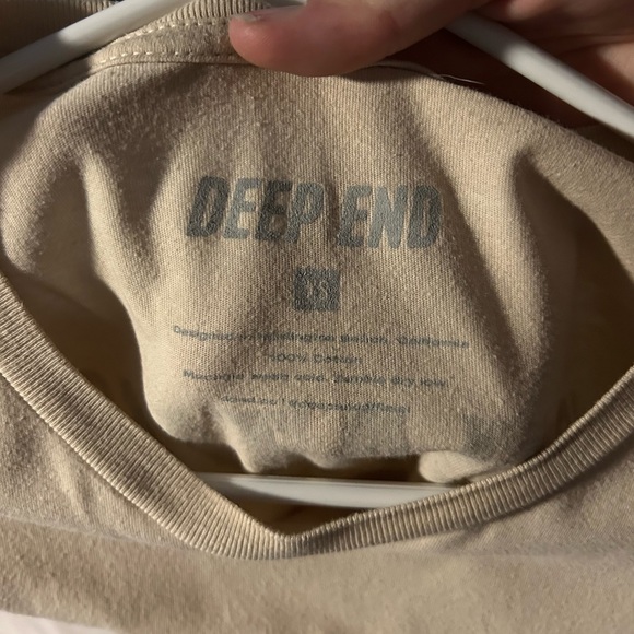 Deep End Aquatics in the Tropics T-shirt - Picture 3 of 3